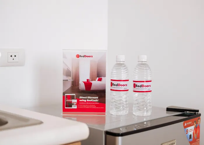 Reddoorz Premium @ Amaia Skies Avenida